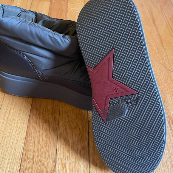 ASH waterproof offer booties with a 2” platform - Picture 4 of 5